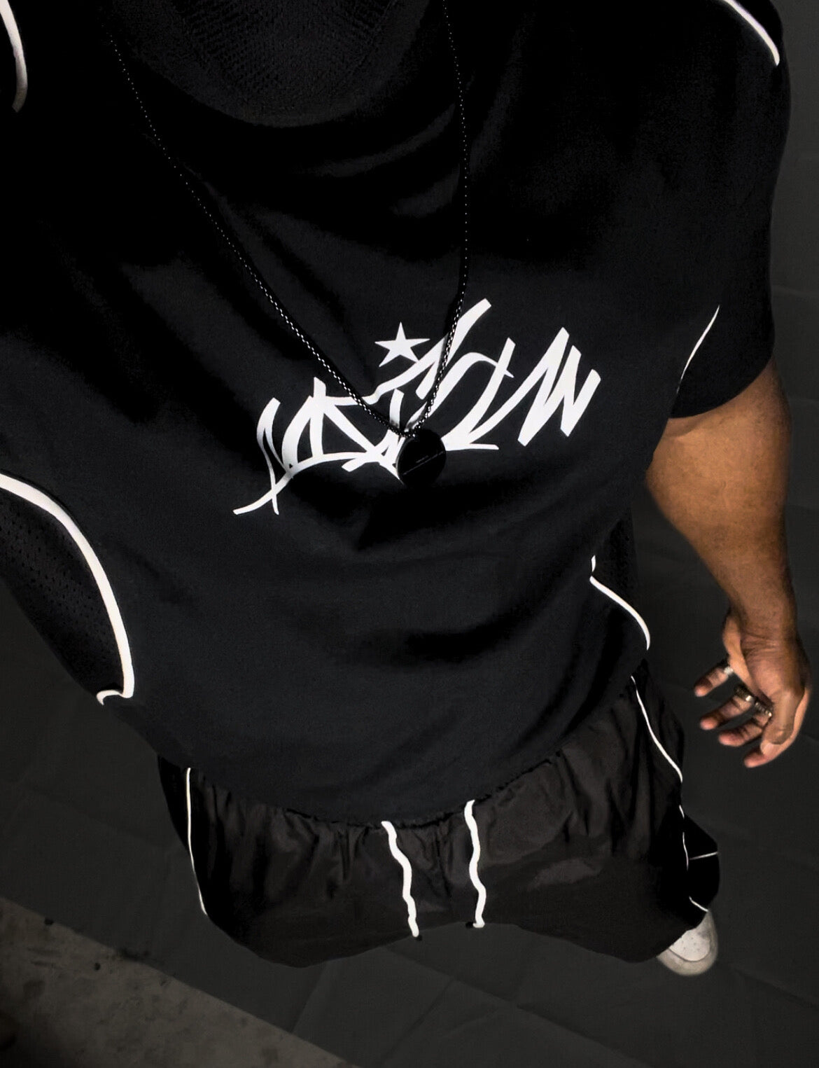 MUZLM X1 CONTRA TEE
